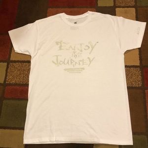 WHITE & SLIVER ENJOY THE JOURNEY TEE